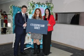 Волгодонских студентов поблагодарили за волонтерскую работы